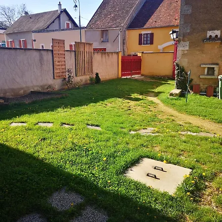 Appartement Chez Mr Dubois Sainpuits Buitenkant foto